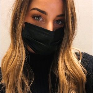 Meet your Posher, Gina